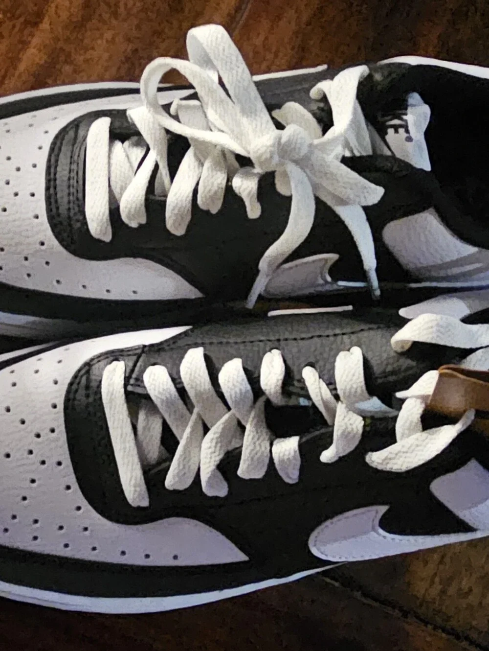 Brand New  Size 9 Nike Black and White Low-Top Sneakers